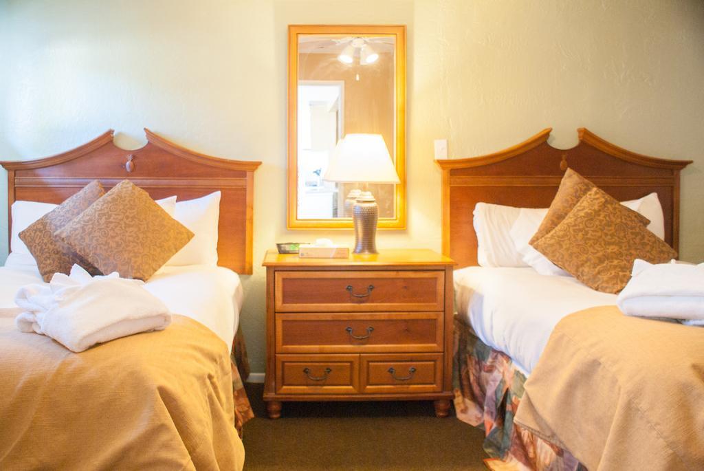 Tuscany Manor Palm Springs Luaran gambar