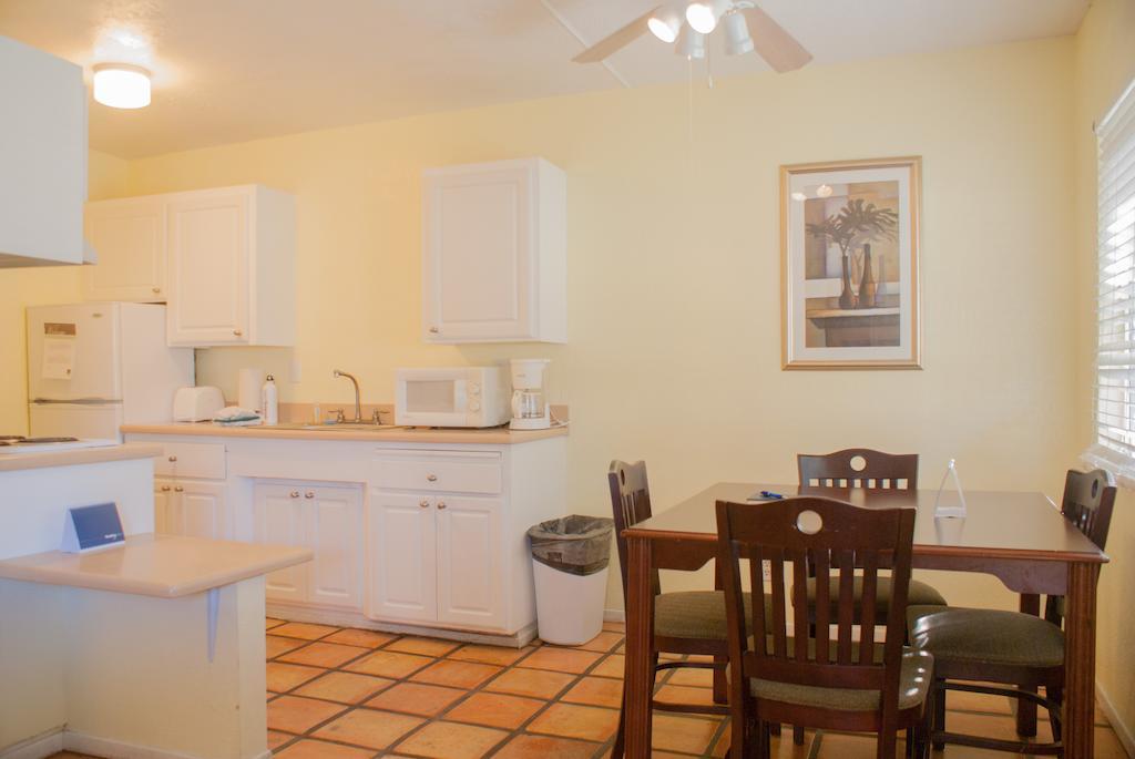 Tuscany Manor Palm Springs Luaran gambar