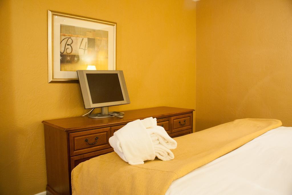 Tuscany Manor Palm Springs Luaran gambar