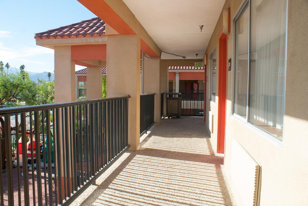 Tuscany Manor Palm Springs Luaran gambar